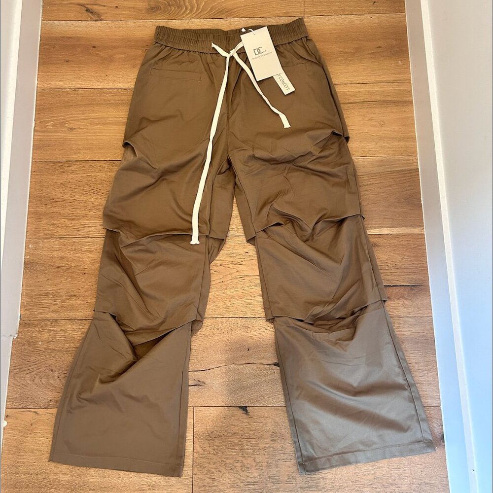 Decency Concept Subtle Fold Pants
